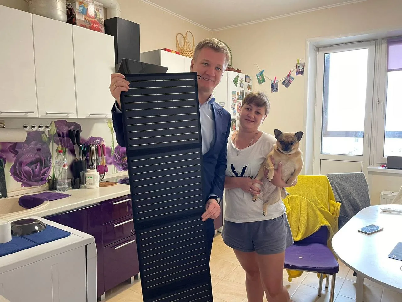 Дмитрий Дениско передал солнечную батарею в зону СВО из Люберец