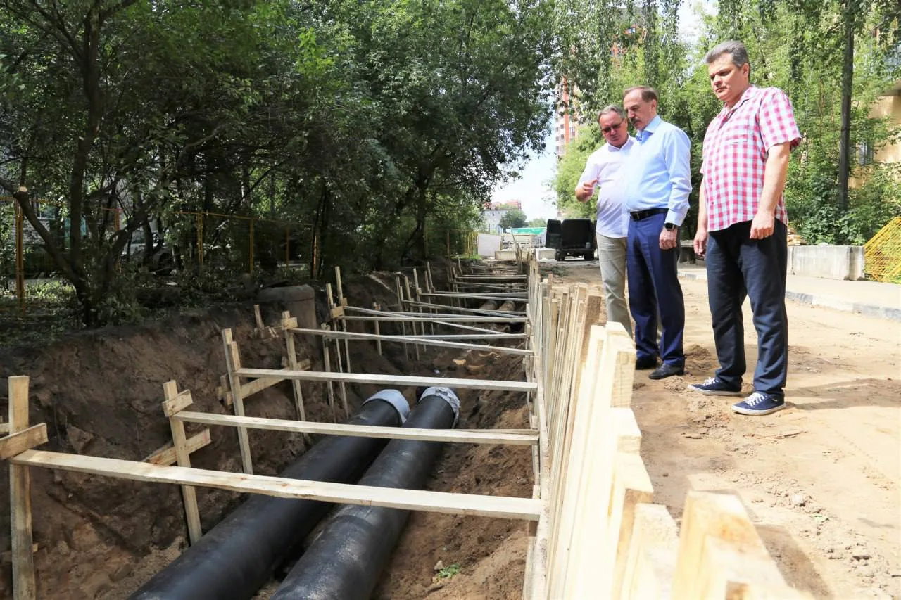 Владимир Ружицкий проверил капремонт теплосетей в поселке Люберец