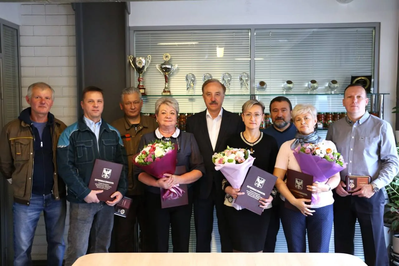 Владимир Ружицкий поздравил сотрудников предприятия Люберец с Днем работников с/х