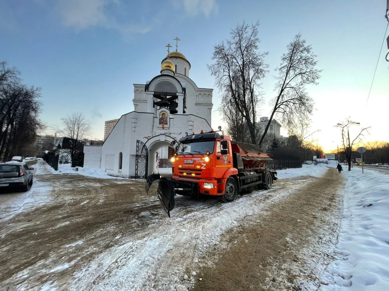 В Люберцах за новогодние праздники с дорог вывезли более 3,5 тысяч кубометров снега