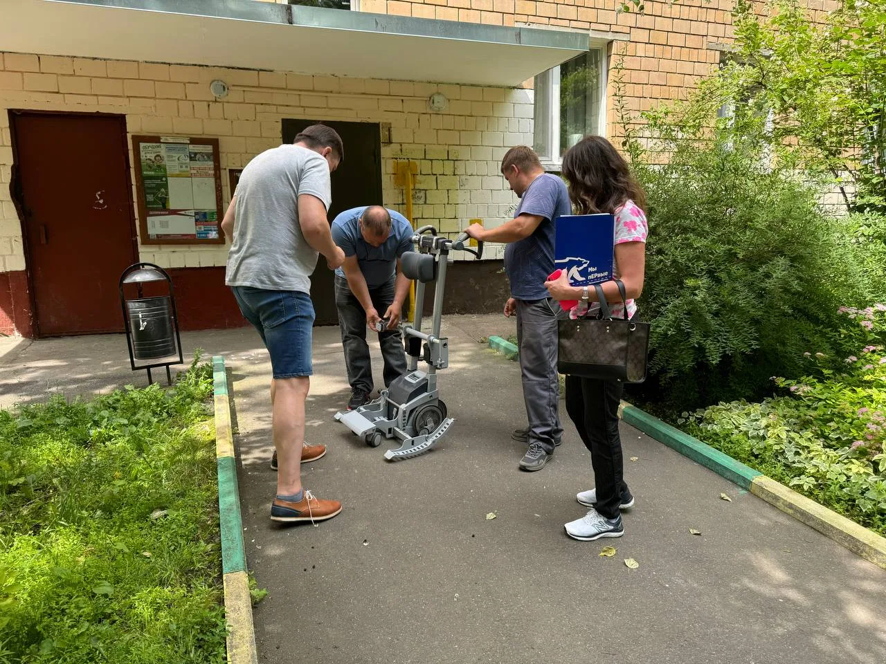 В Люберцах планируют адаптировать для маломобильных жителей 25 подъездов