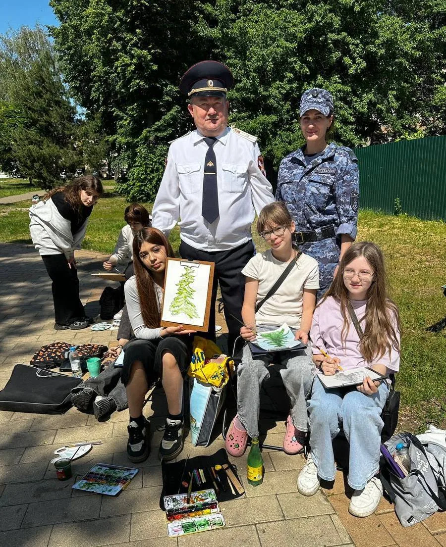 Росгвардейцы Люберец организовали и провели конкурс детских рисунков