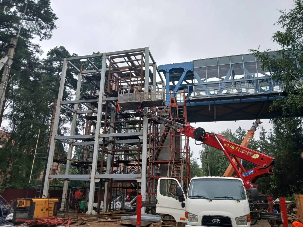 Движение по надземному пешеходному переходу в Люберцах откроется в III квартале 2025 года