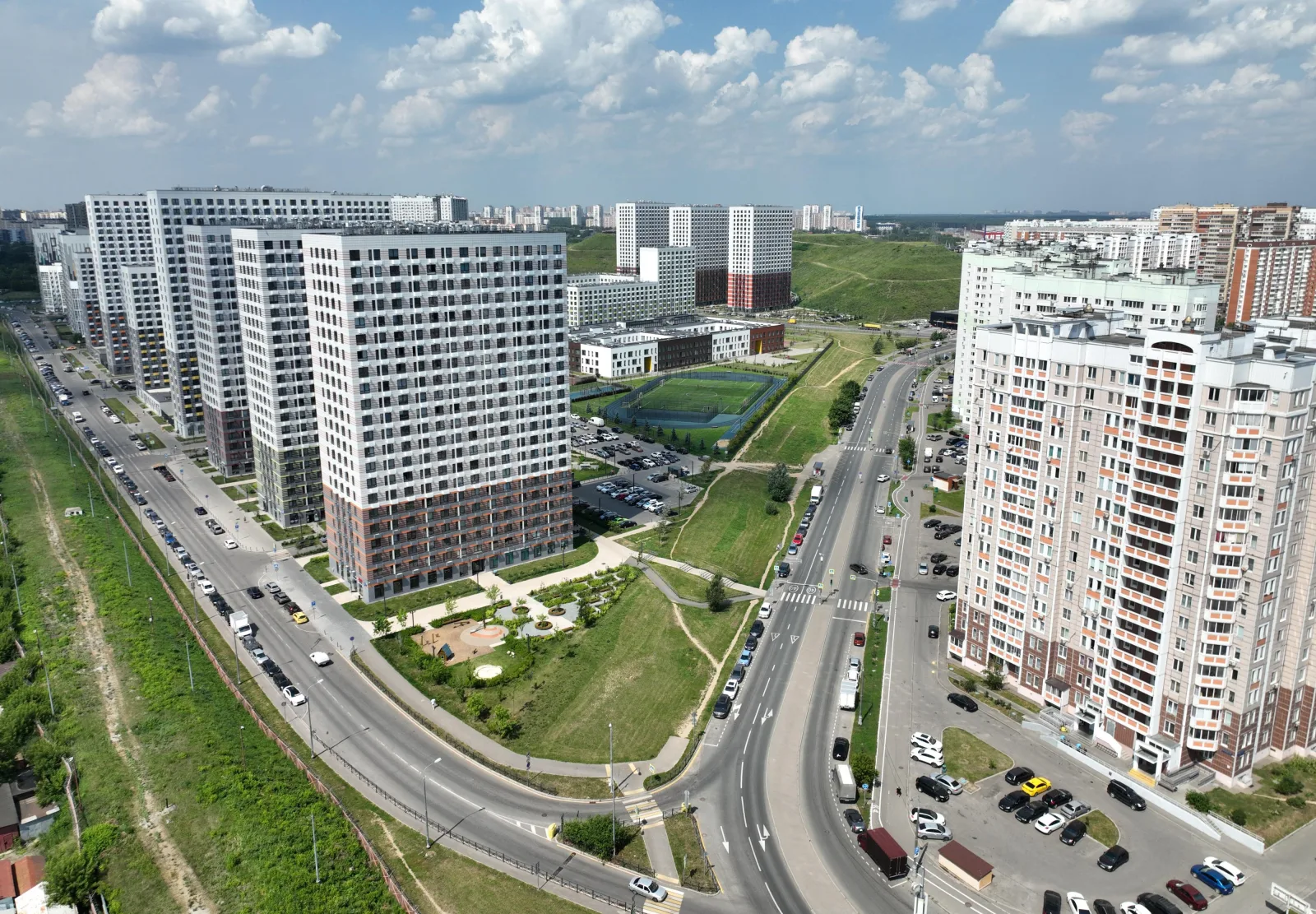 Более 200 люберецким педагогам предоставлено служебное жилье