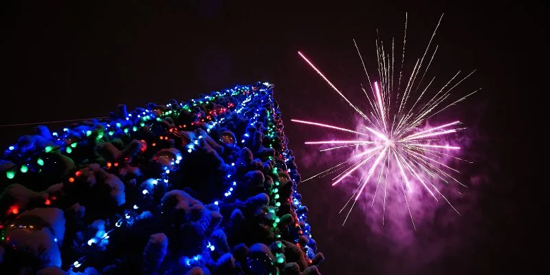 Семь площадок для запуска фейерверков организовали в Люберцах