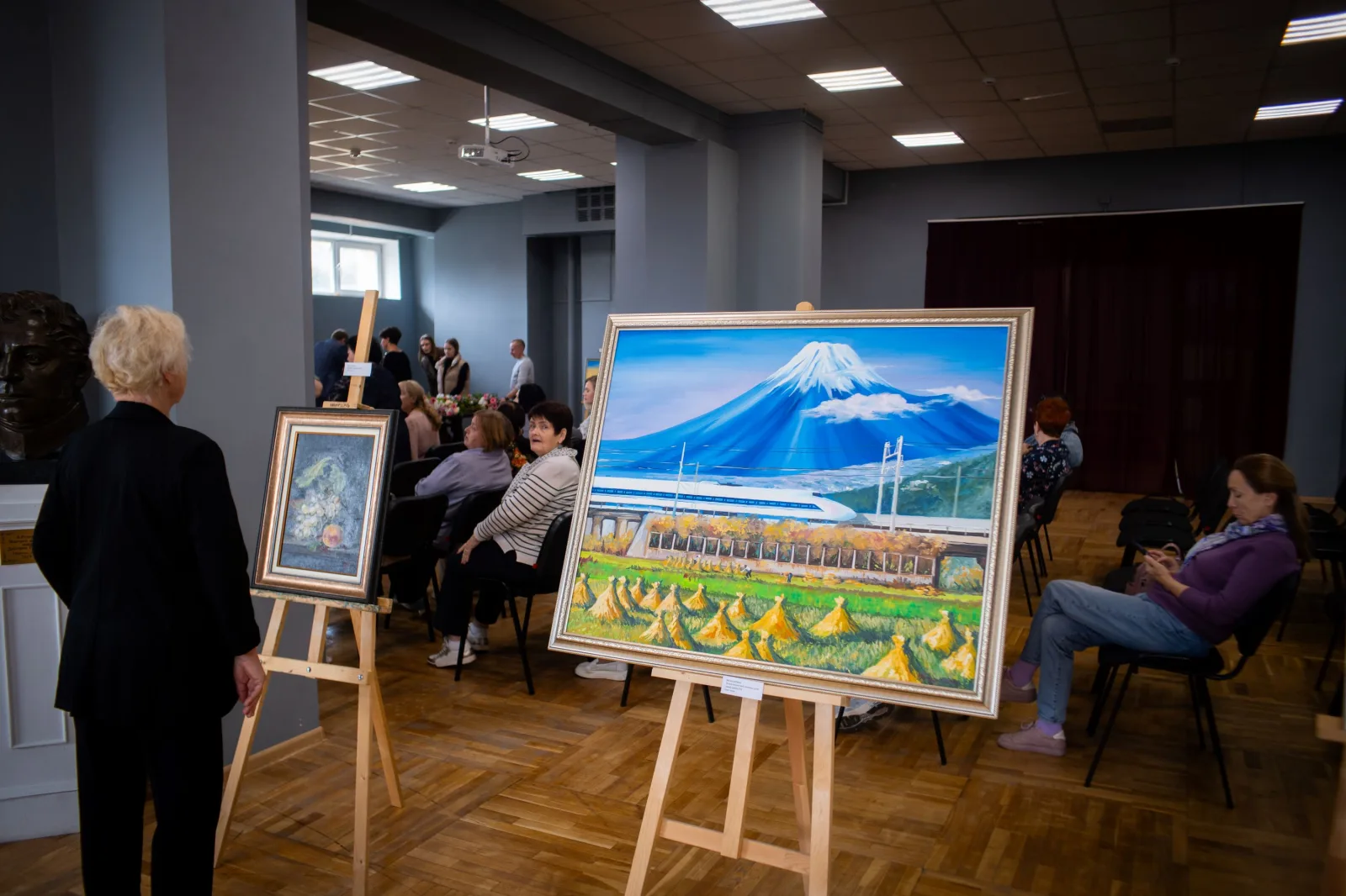 Выставка люберецкого общества инвалидов «Вдохновлённые творчеством» открылась в округе