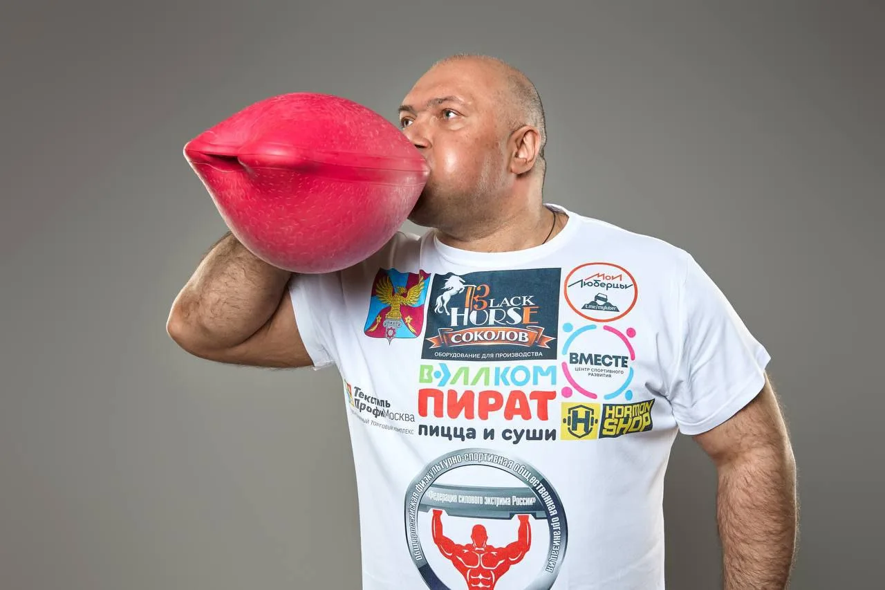 Силач-экстремал Сергей Агаджанян и актёр Андрей Сухин проведут тренировку для воспитанников люберецкой СШОР