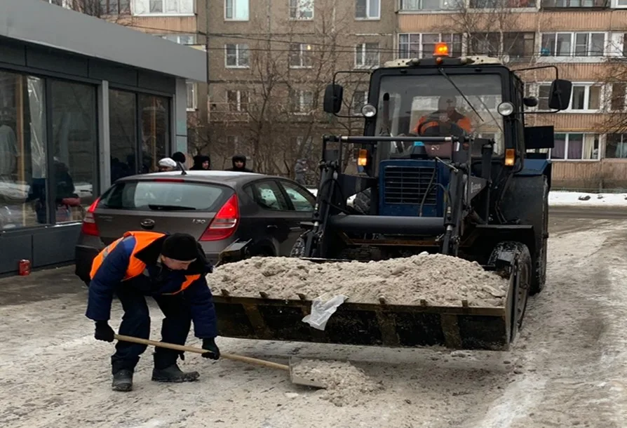 В Люберцах с дорог вывезли почти 2, 8 тысячи кубических метров снега за неделю