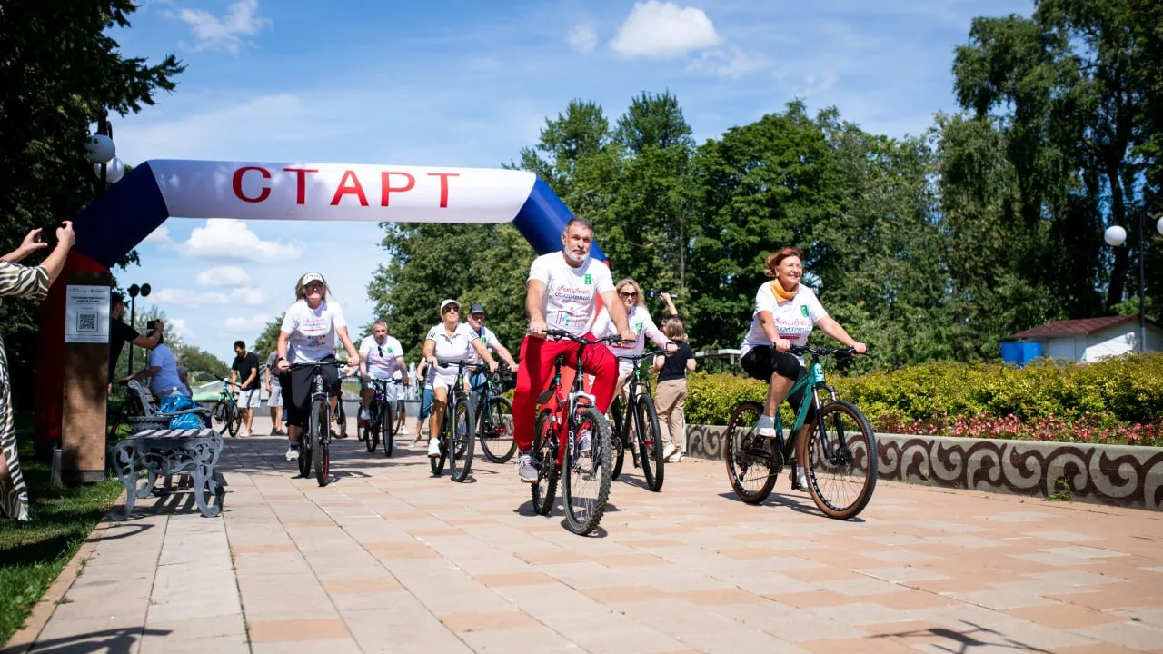 В парке Люберец долголеты приняли участие в велофестивале