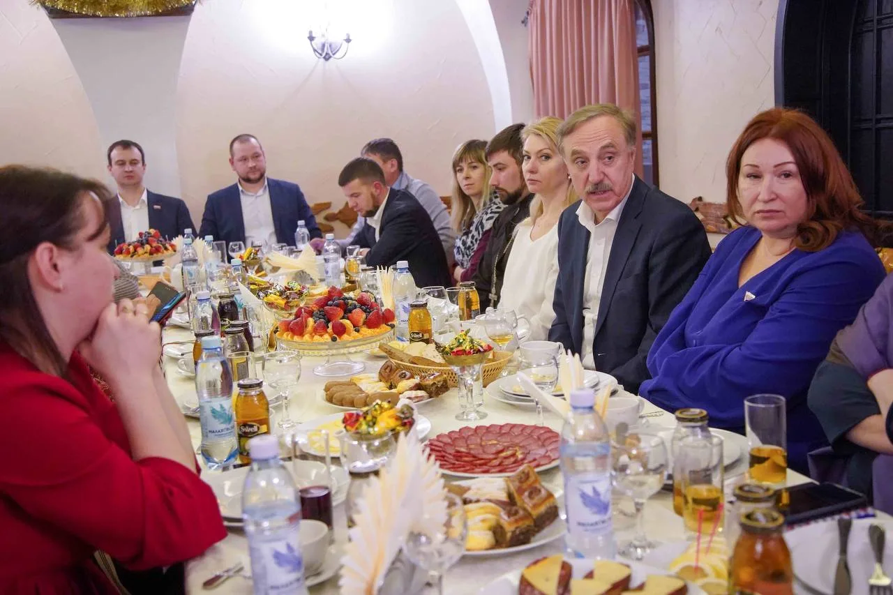 Владимир Ружицкий встретился с семьями мобилизованных из Люберец