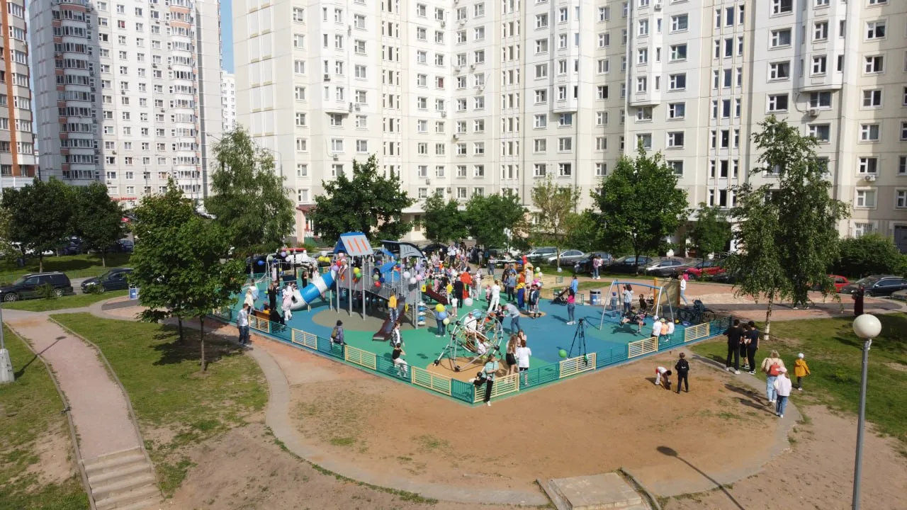 В Люберцах с начала лета установили четыре детские губернаторские площадки