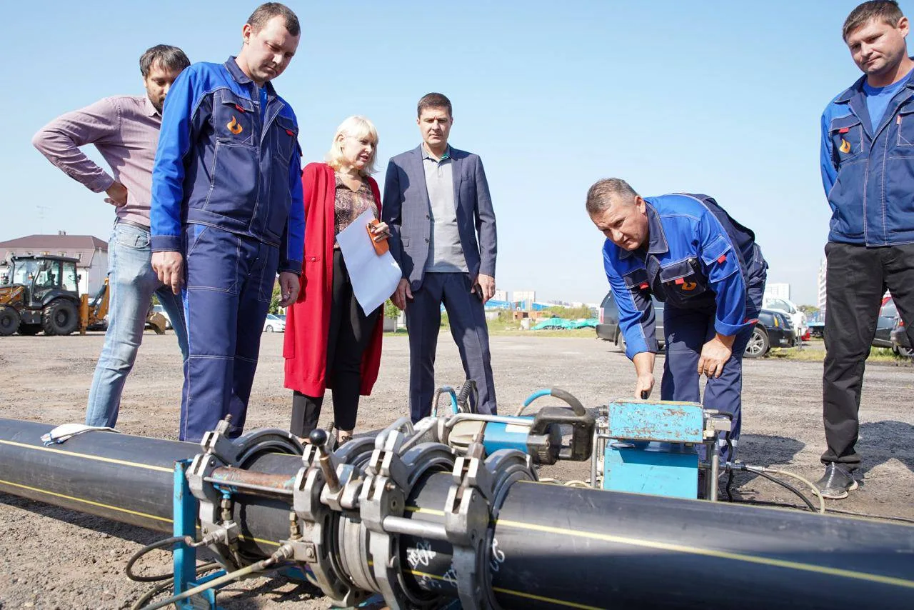 Владимир Волков ознакомился с работой предприятия по строительству газопроводов в Люберцах