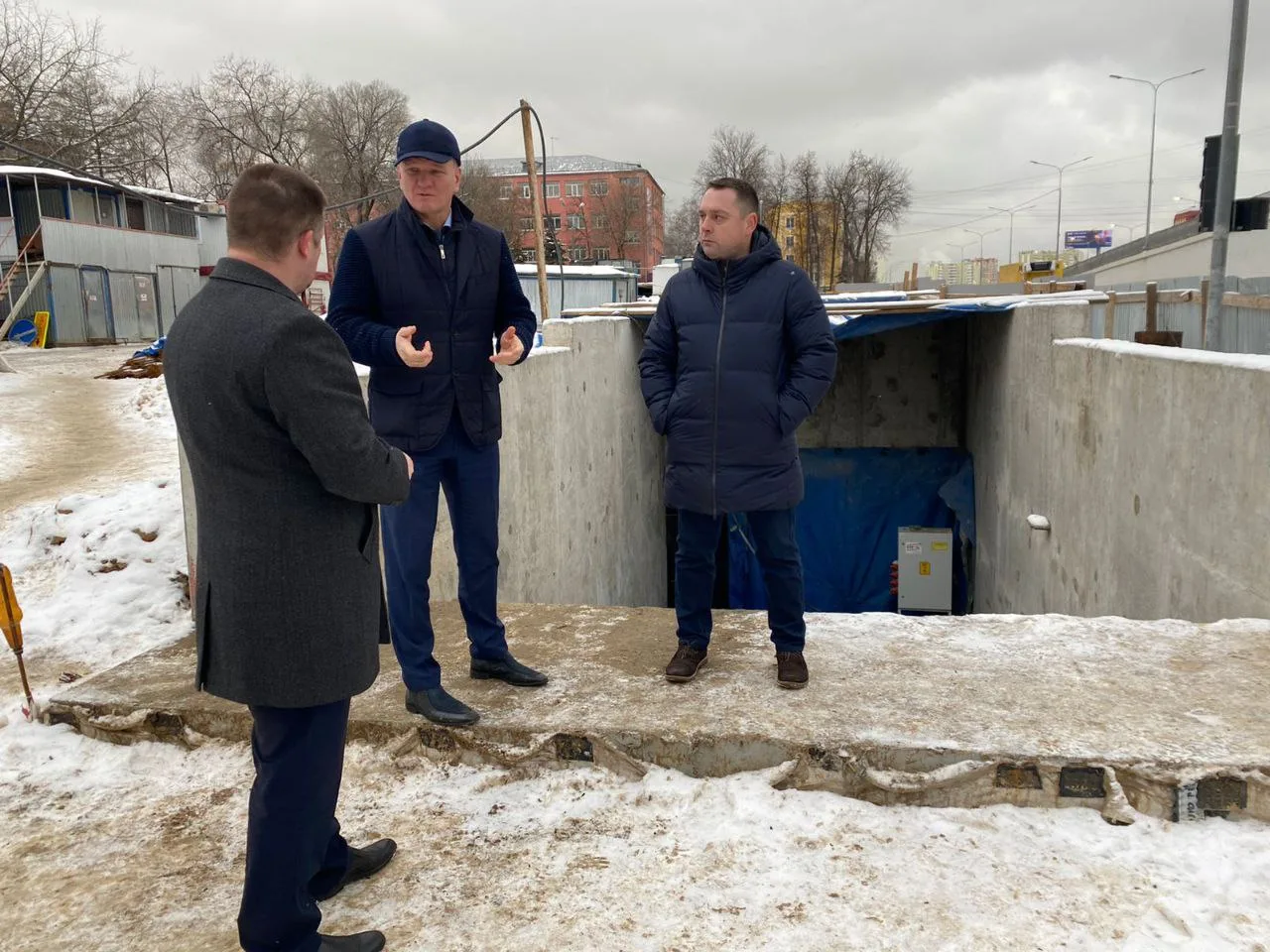 Дмитрий Дениско проверил ход строительства подземного перехода в Люберцах