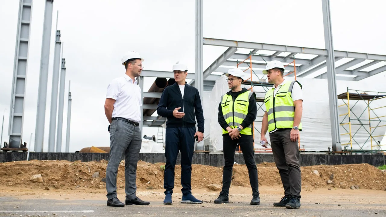 Владимир Волков проверил строительство новой котельной в поселке Люберец