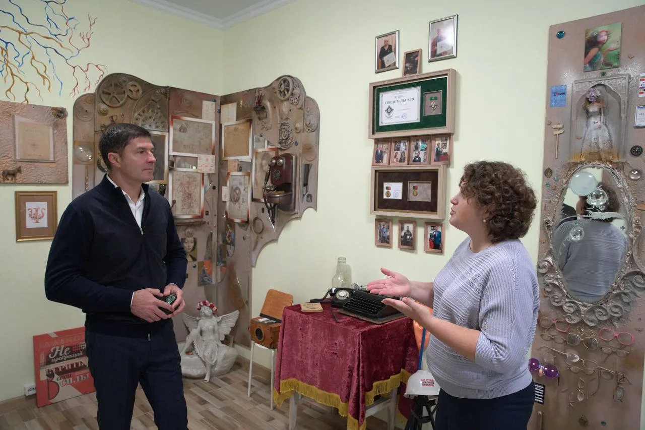 Владимир Волков ознакомился с работой уникального музея психологии в Люберцах