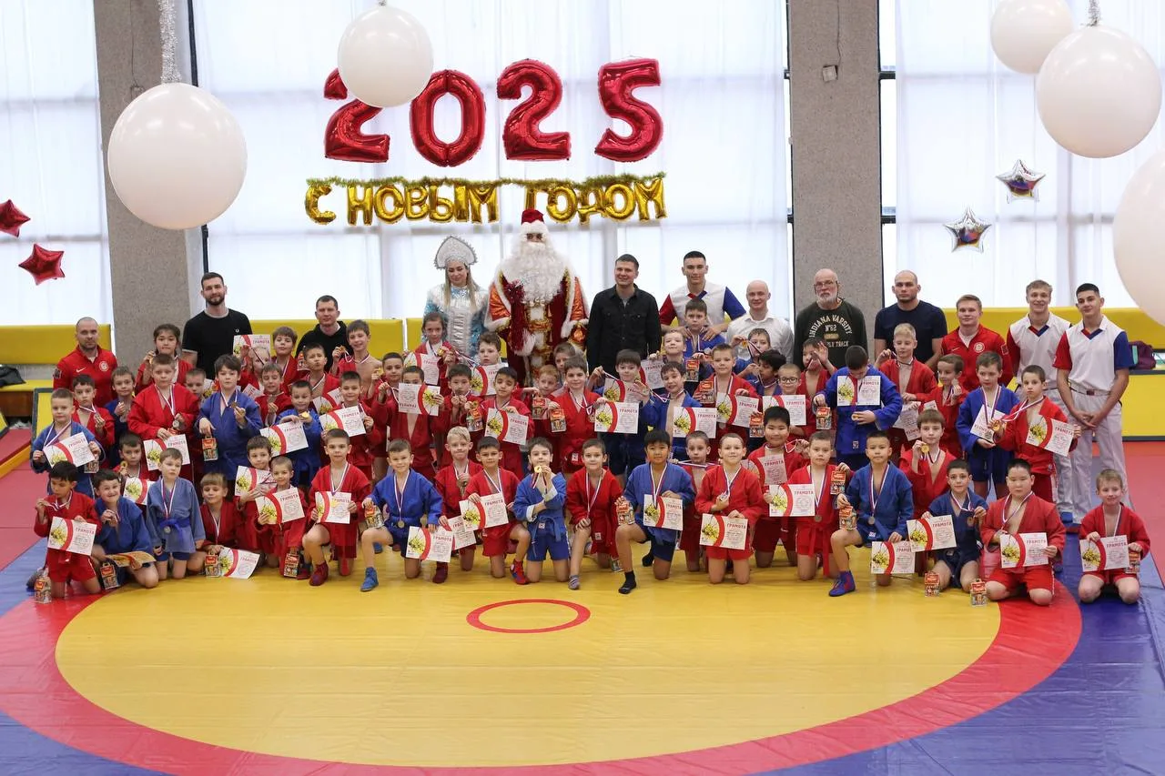 Новогодний турнир прошёл для юных люберецких самбистов