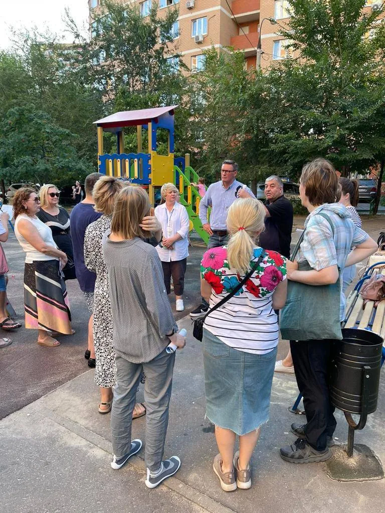 Партийцы продолжают серию встреч с жителями Люберец