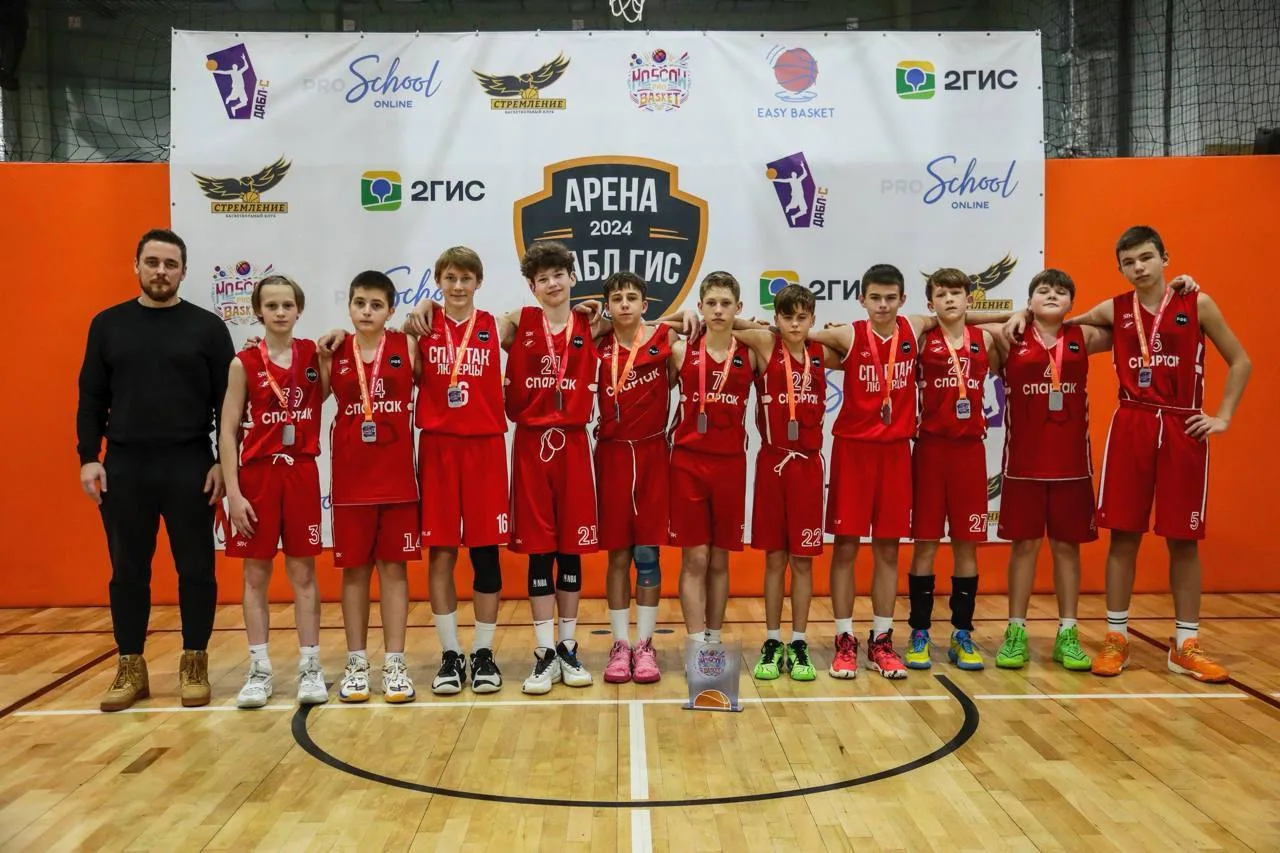 Спортсмены Люберец завоевали серебро на турнире по баскетболу Moscow Pro Basket