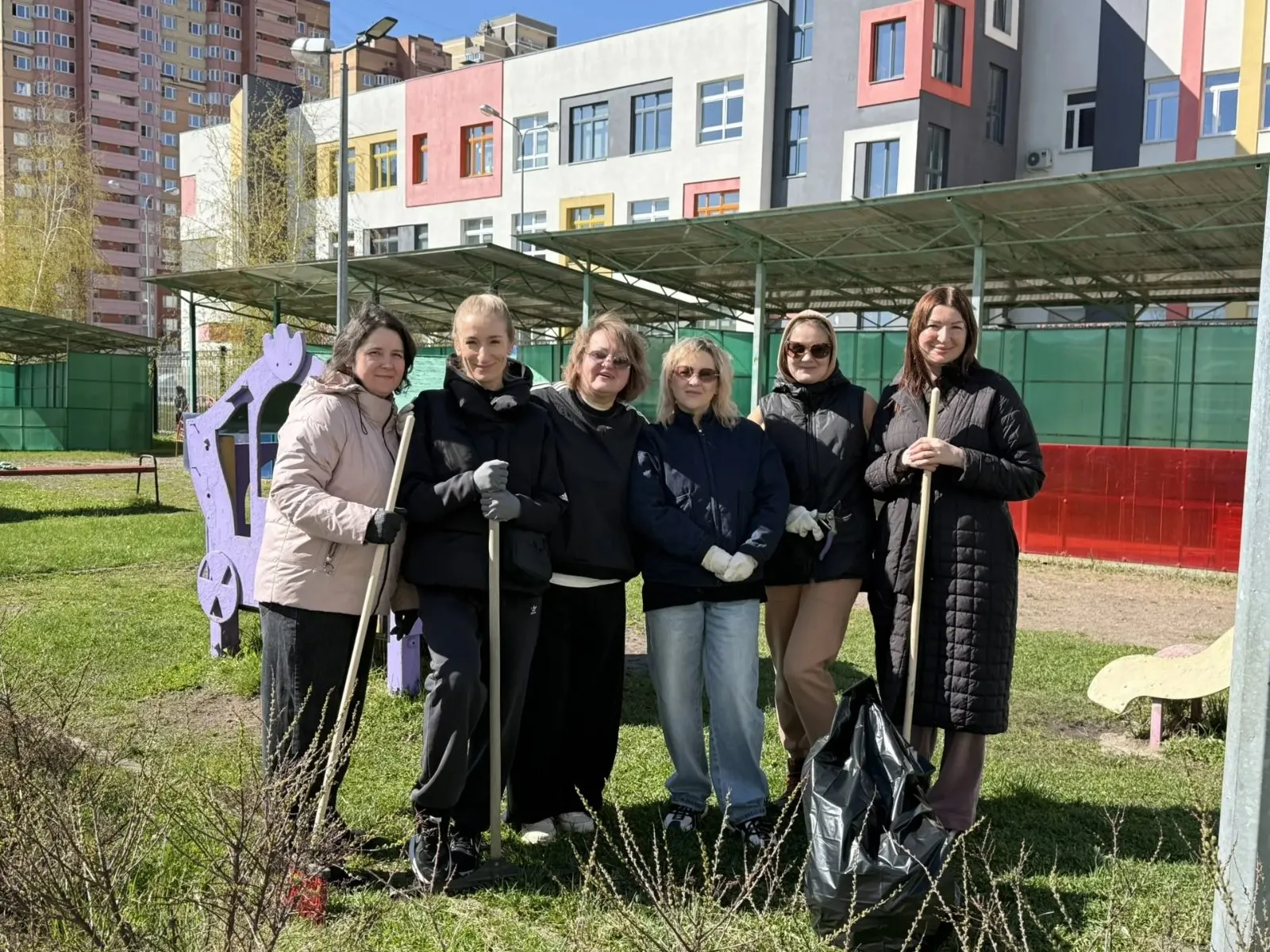 Педагоги гимназии Люберец приняли участие во Всероссийском субботнике