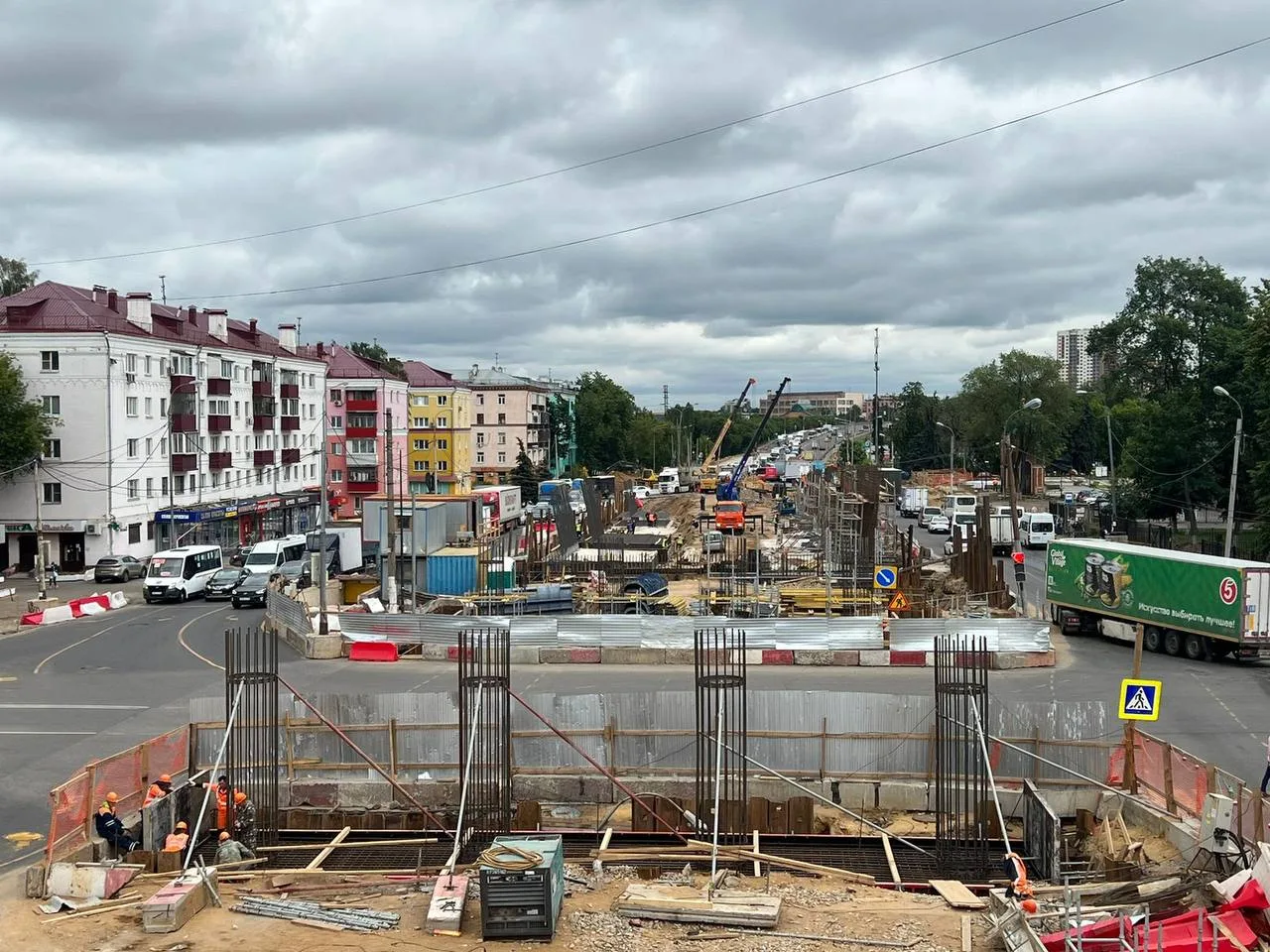 Сто балок смонтировали на путепроводе на Октябрьском проспекте в Люберцах