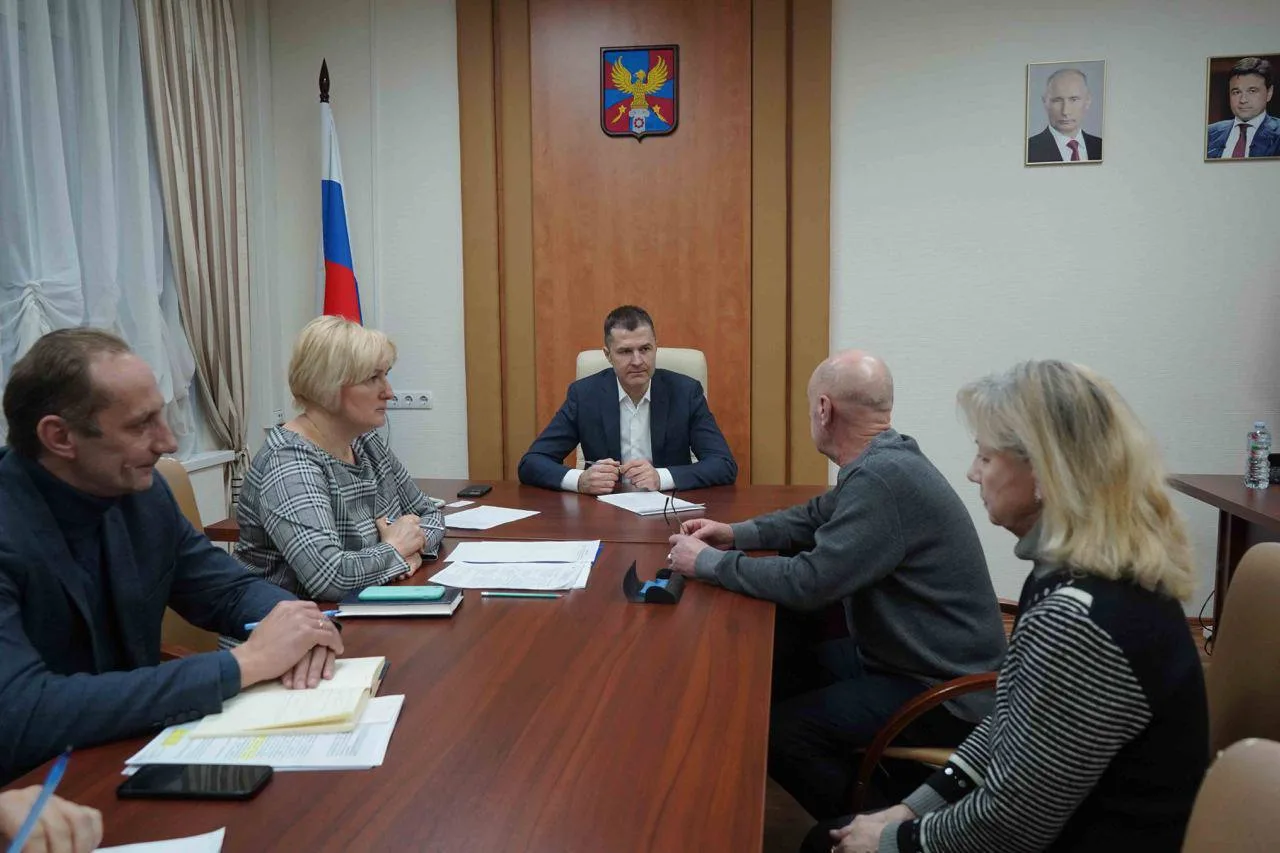 Владимир Волков во время личного приема жителей Люберец ответил на их вопросы