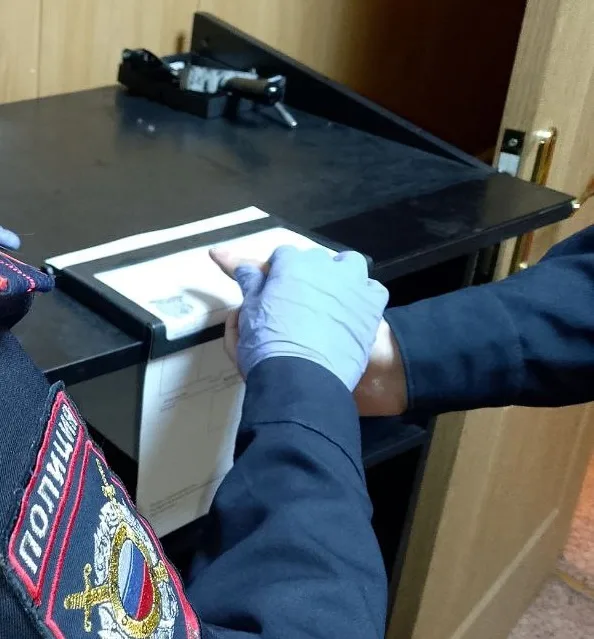 О преимуществах добровольной дактилоскопической экспертизы рассказали жителям Люберец