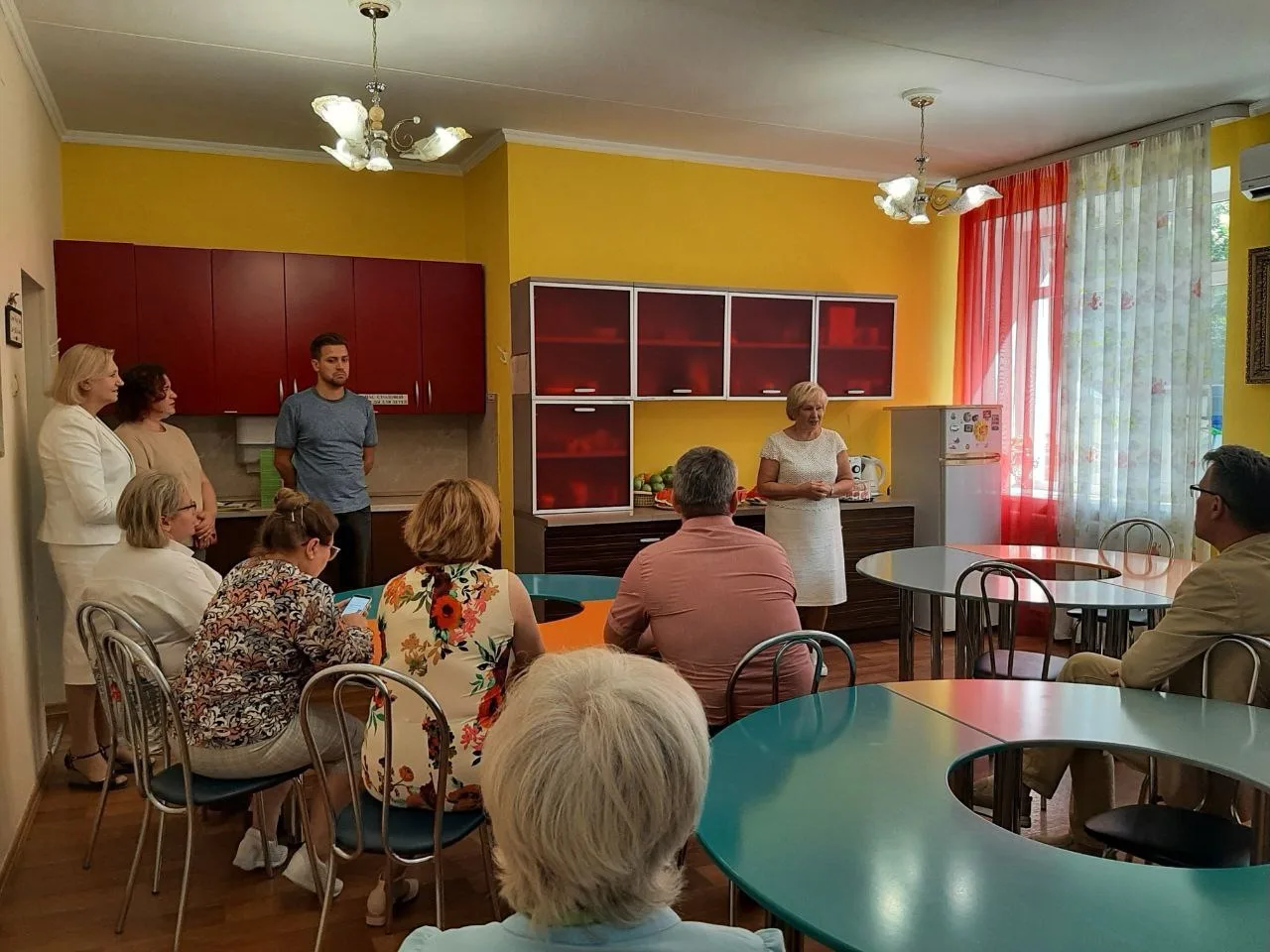 Лидия Антонова поблагодарила работников Семейного центра Люберец за плодотворный труд