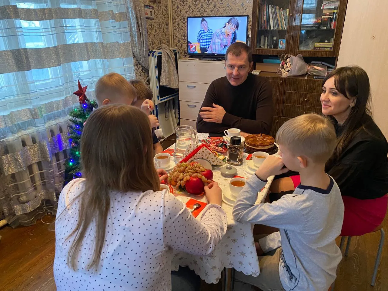 Владимир Волков поздравил семью жителя Люберец, мобилизованного для участия в СВО