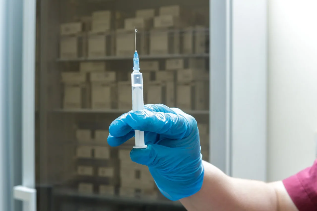 В поликлиники Люберец поступила вакцина Конвасэл от COVID-19