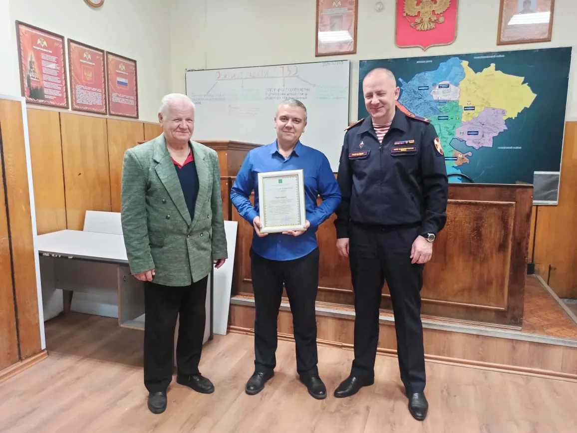 Сотрудников отдела вневедомственной охраны Люберец поздравили с профессиональным праздником