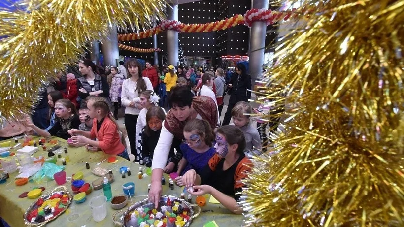 Более 200 детей из Люберец посетили ёлку губернатора