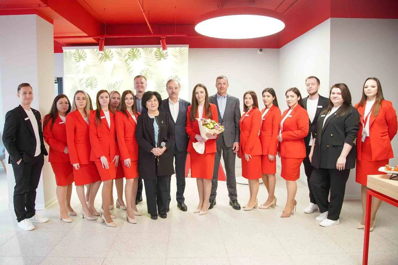 Владимир Волков принял участие в открытии нового цифрового офиса банка в Люберцах