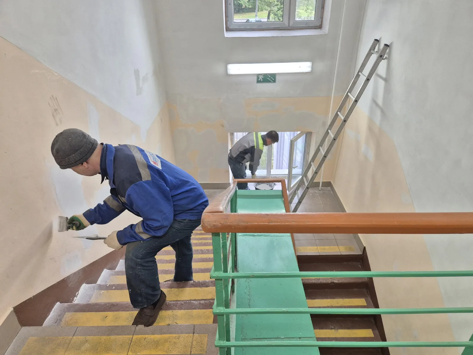 Ремонт помещений административного корпуса на стадионе «Урожай» стартовал в Люберцах