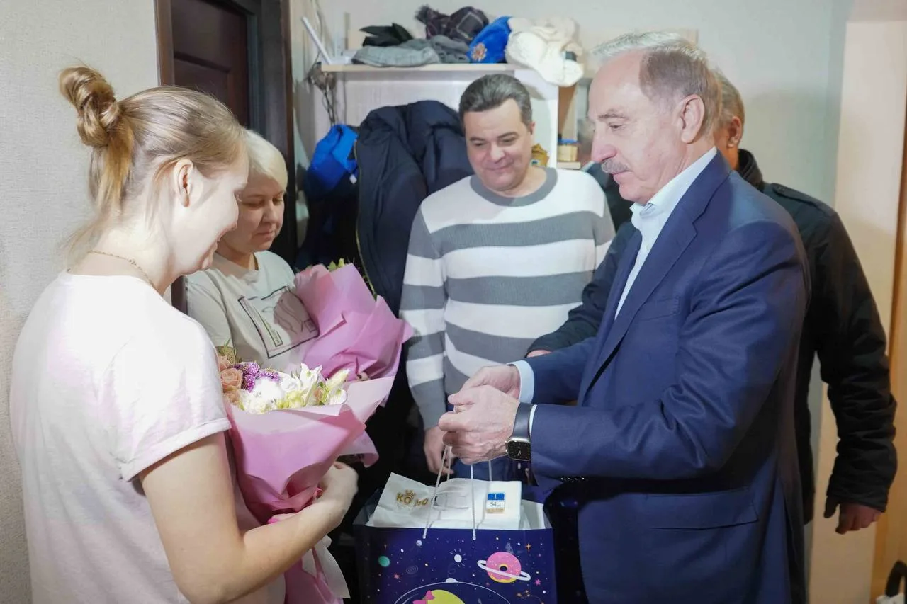 Владимир Ружицкий навестил семью мобилизованных из Люберец