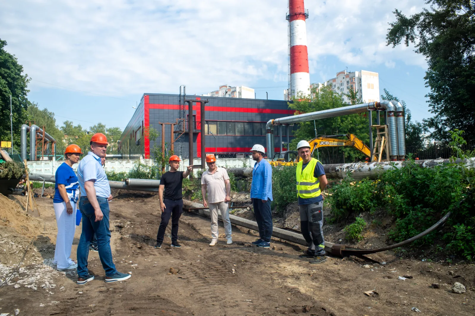 Единороссы провели мониторинг строительства блочно-модульной котельной в Люберцах