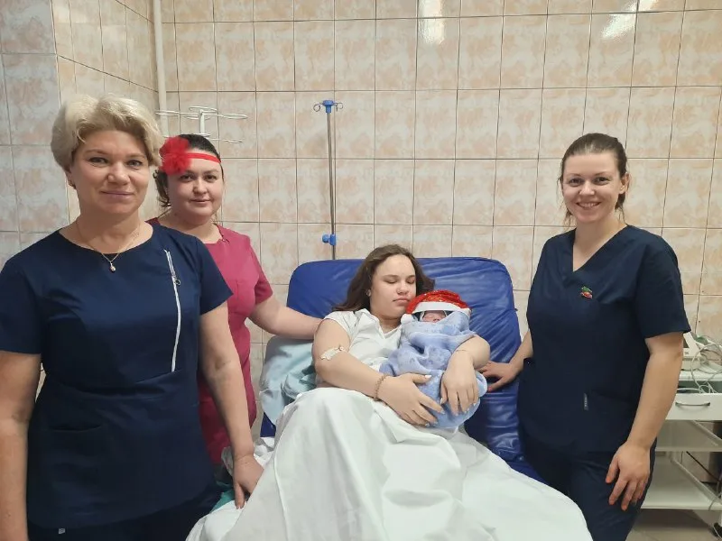 В Рождество первым на свет в роддоме Люберец появился мальчик