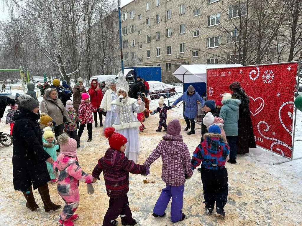 Для юных жителей поселка Красково провели музыкально-интерактивную программу