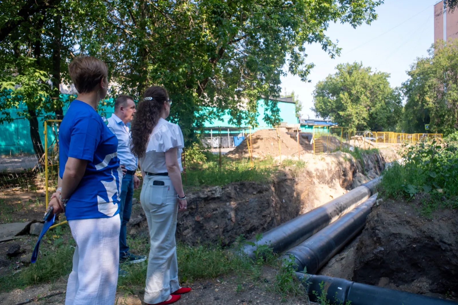 В Люберцах представители «Единой России» проверили ход капитального ремонта теплотрассы