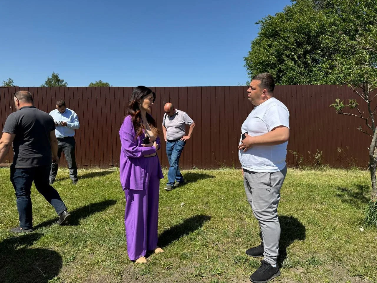 Незаконные действия по снятию плодородного слоя пресекли в деревне Люберец