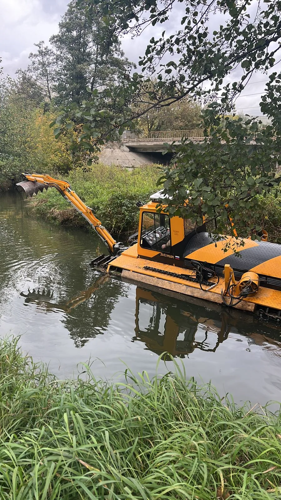 В Люберцах к ноябрю завершат расчистку реки Чернавки