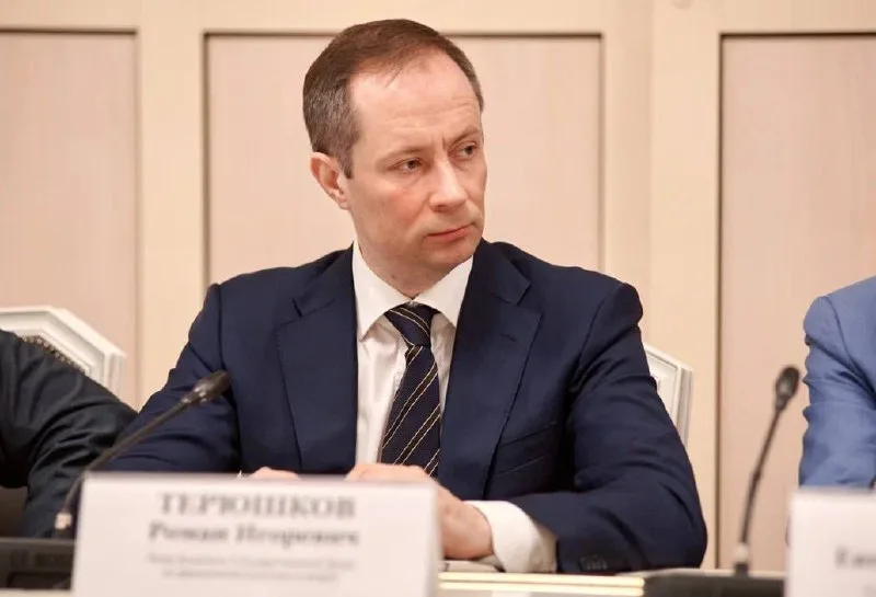 В первом чтении принят законопроект о расширении социальных гарантий членам семей бойцов СВО