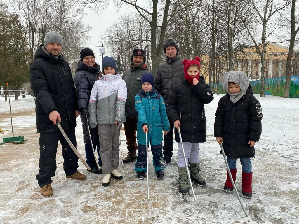 Жителей Люберец пригласили в парк на бесплатную тренировку по спортивной рубке шашкой