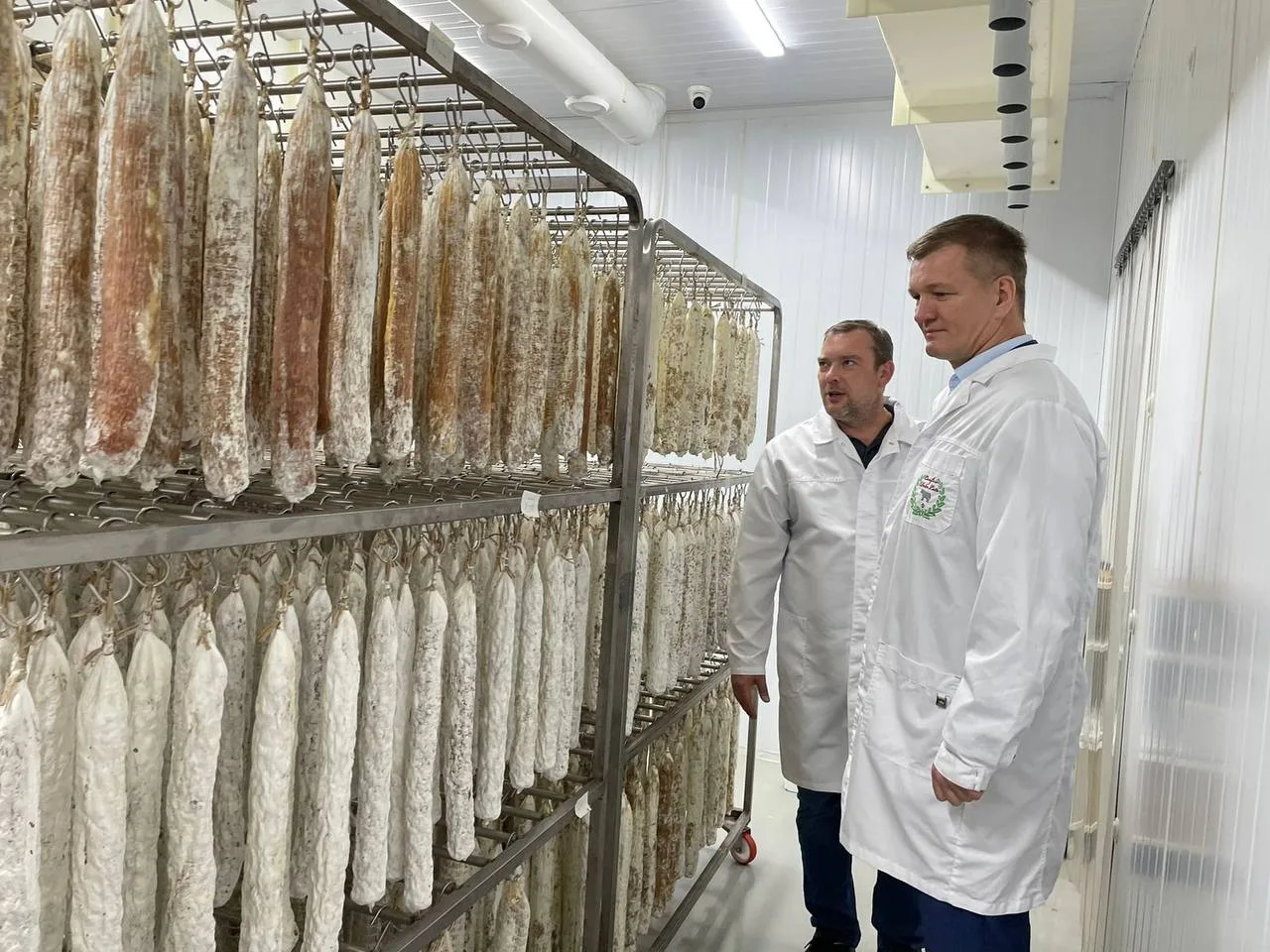 Дмитрий Дениско ознакомился с производством сыров в поселке Люберец