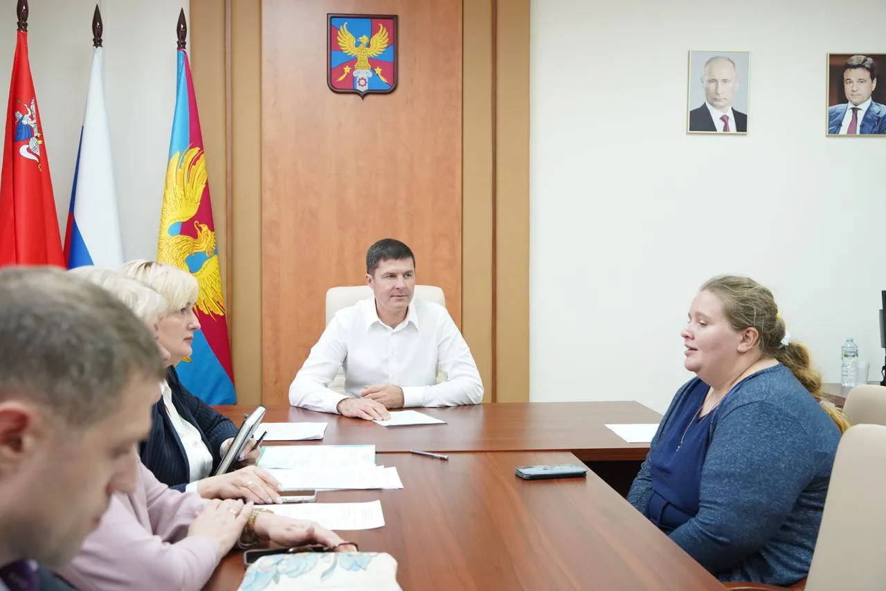 Владимир Волков ответил на вопросы жителей Люберец во время личного приема