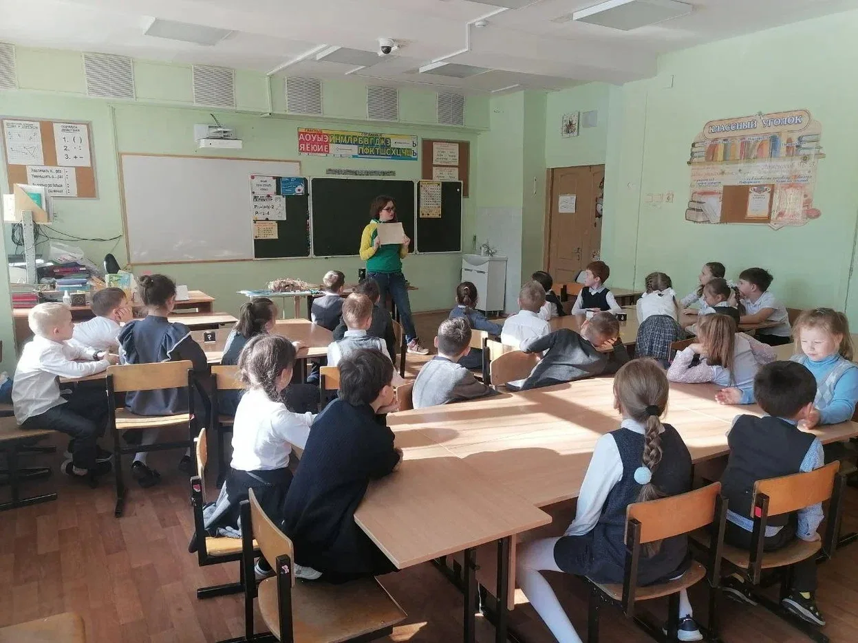 Для школьников Люберец провели экологический урок по истории бумаги