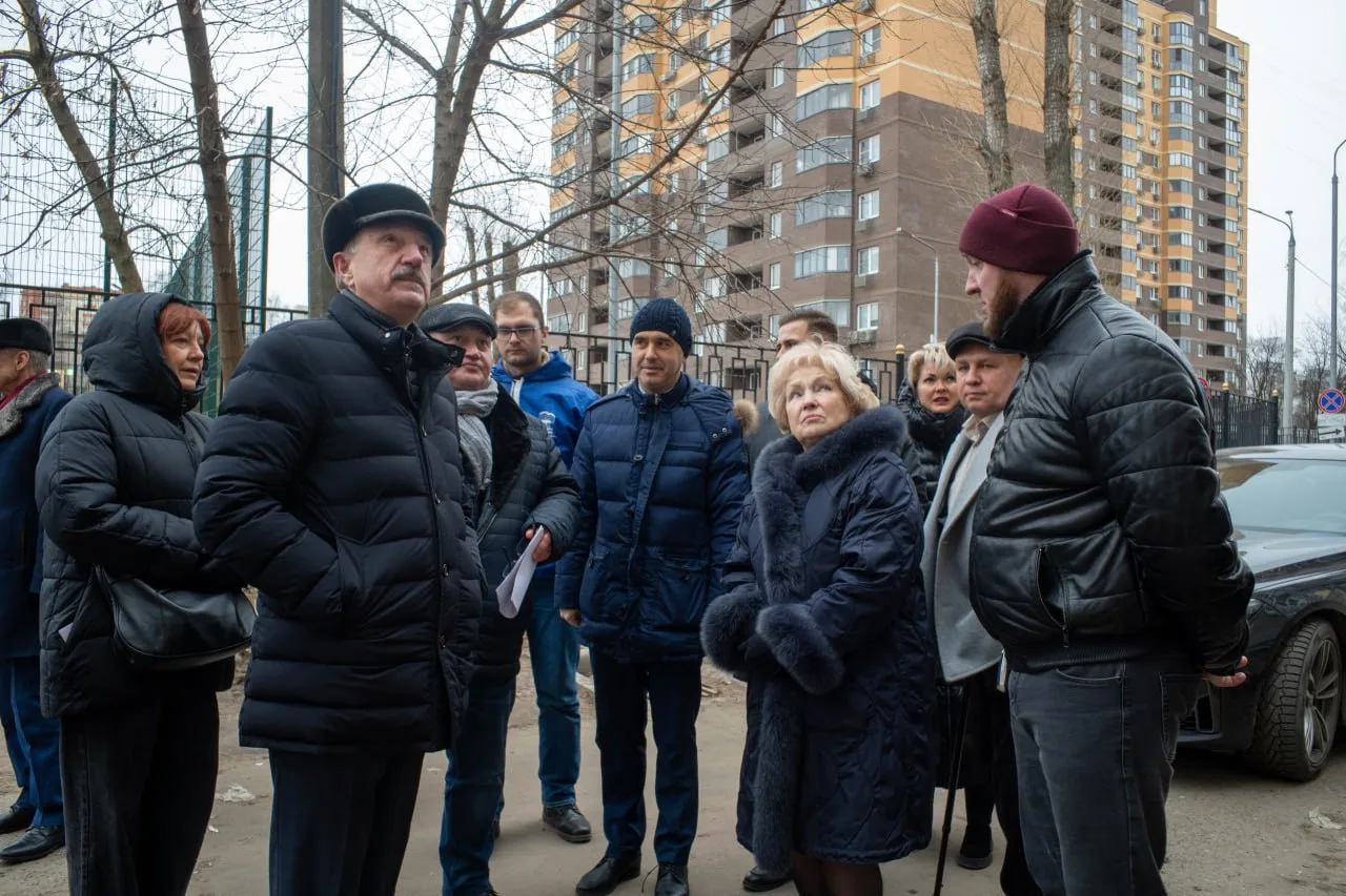 Партийцы проверили результаты ремонта многоквартирного дома в Люберцах