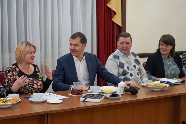 Владимир Волков ответил на вопросы председателей уличкомов и сельских  старост Люберец