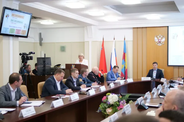 Владимир Волков провел оперативное совещание в Люберцах