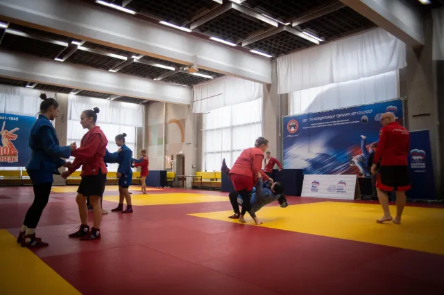 Спортсмены СШОР «Союз» приняли участие в патриотическом форуме и провели открытую тренировку