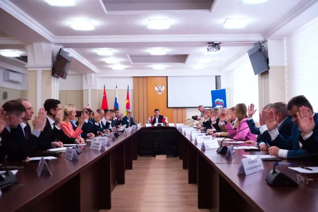 Александр Шлапак избран руководителем фракции «Единой России» в Совете депутатов Люберец